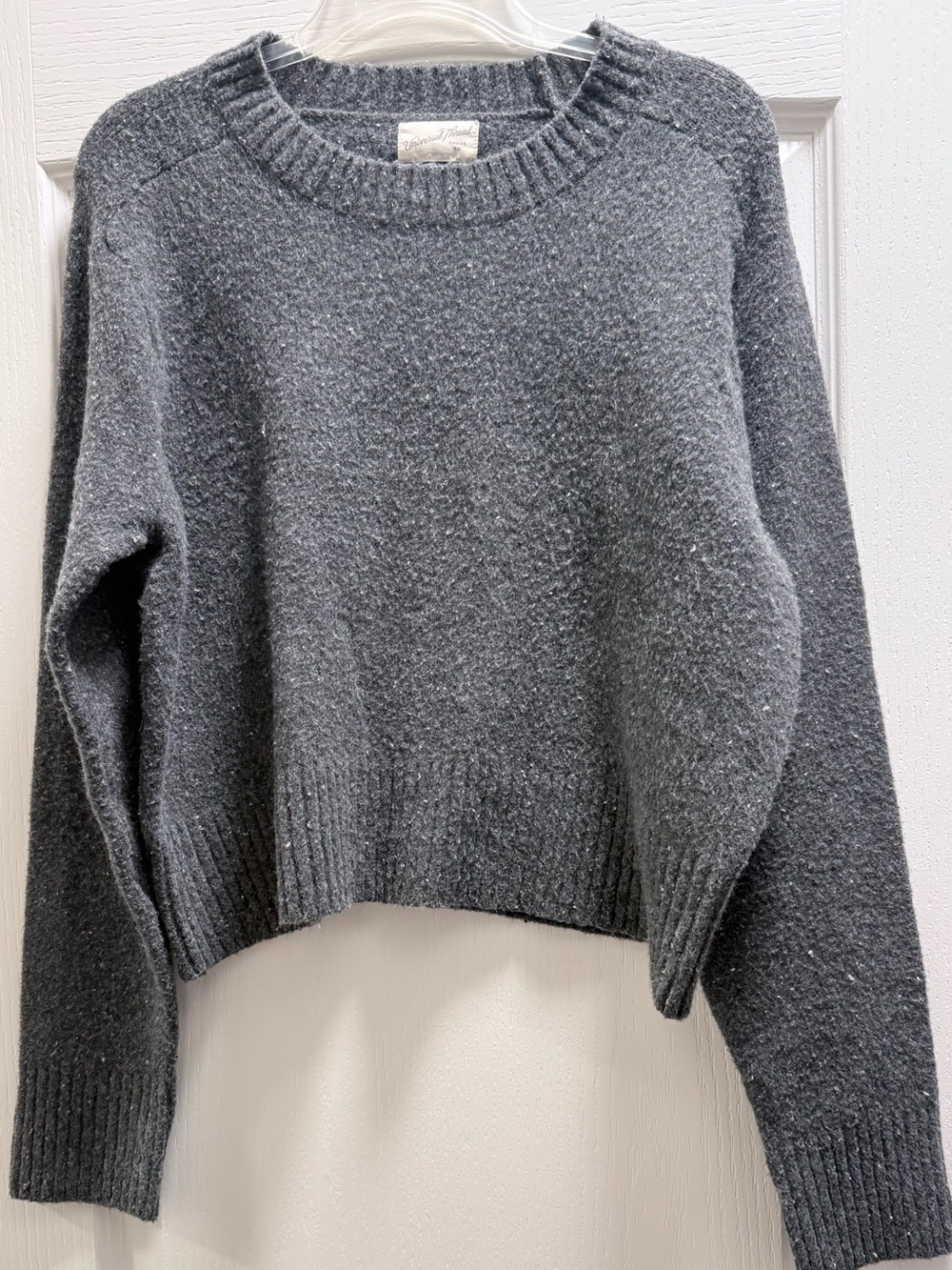 Universal Thread Charcoal Gray Crewneck Sweater